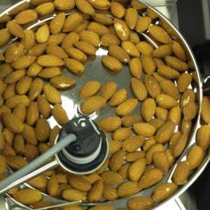 Weigh, Grade * sort Nuts